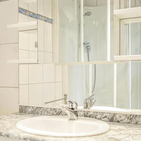 Awesome In With Wifi Holiday home *