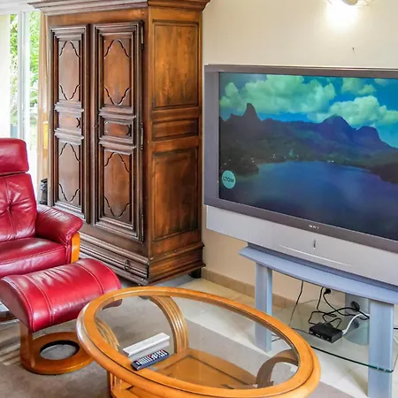 Holiday home Awesome In With Wifi Morsalines