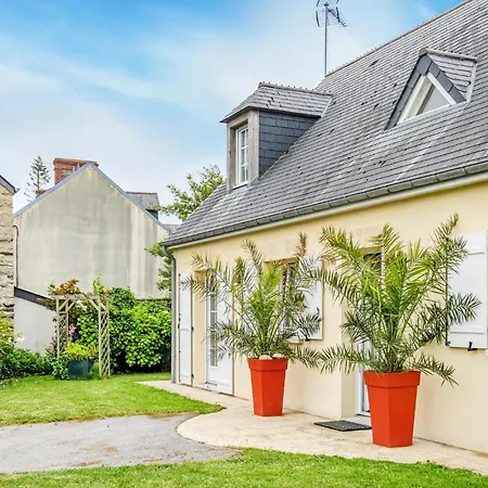 3 Bedroom Lovely In Morsalines