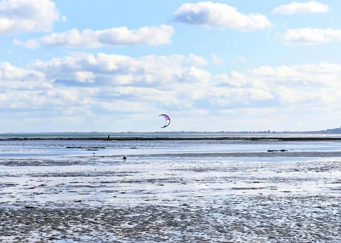 Holiday home Awesome In With Wifi Morsalines